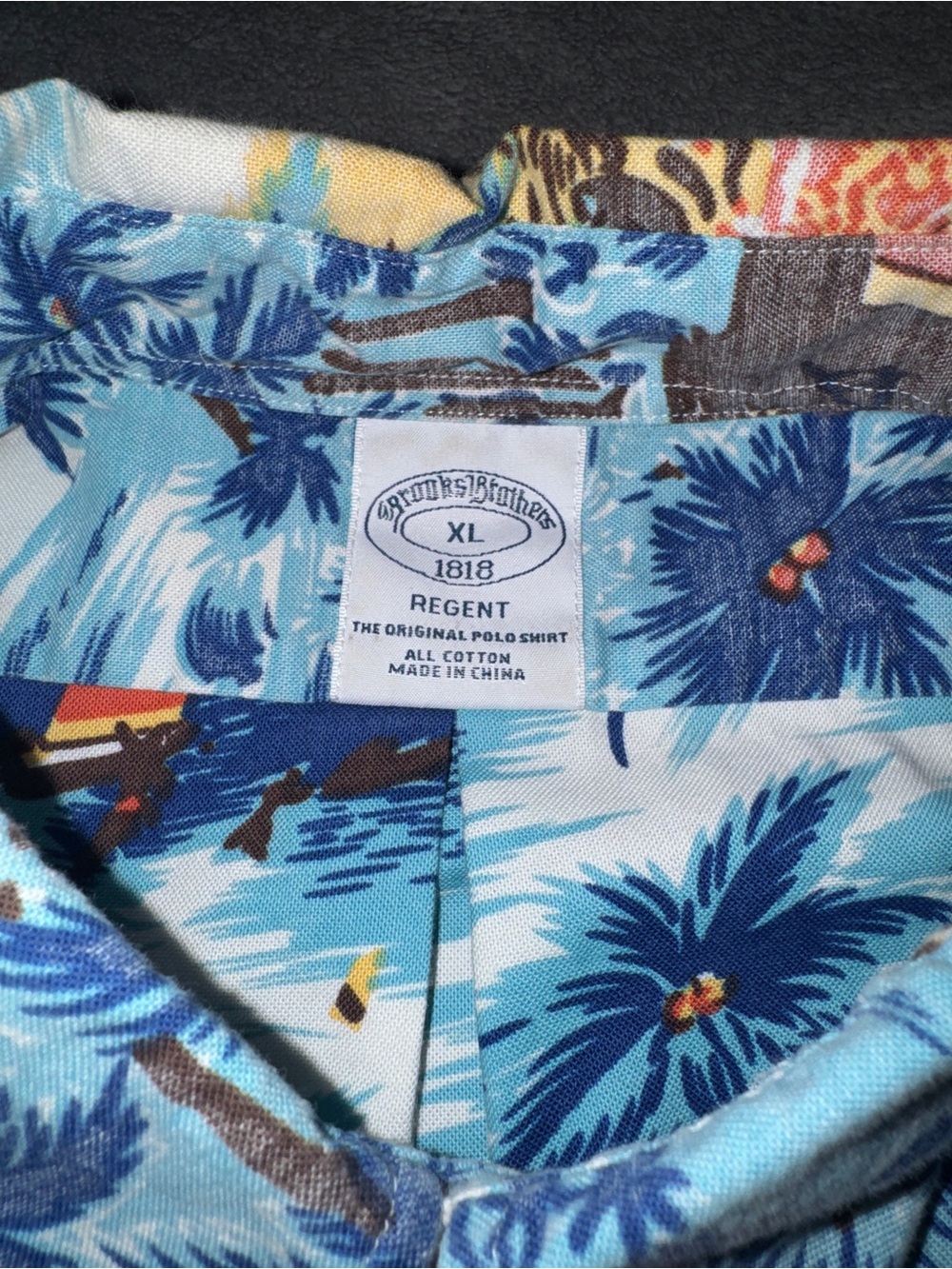 Brooks Brothers tropical print short sleeve cotton shirt, size XL - Picture 2 of 5